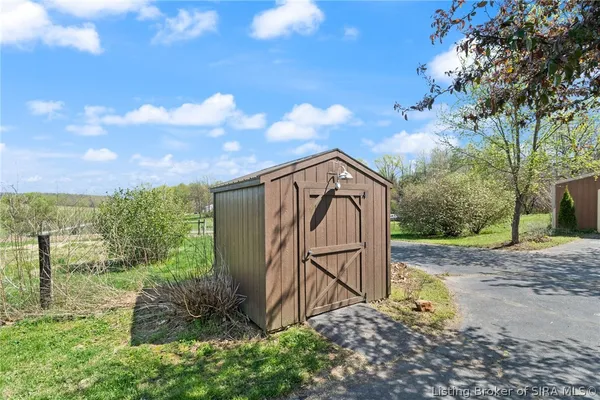 $385,000 | 1917 East Dutch Creek Road, Pekin, IN 47165