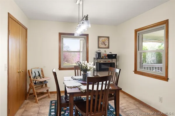 $385,000 | 1917 East Dutch Creek Road, Pekin, IN 47165