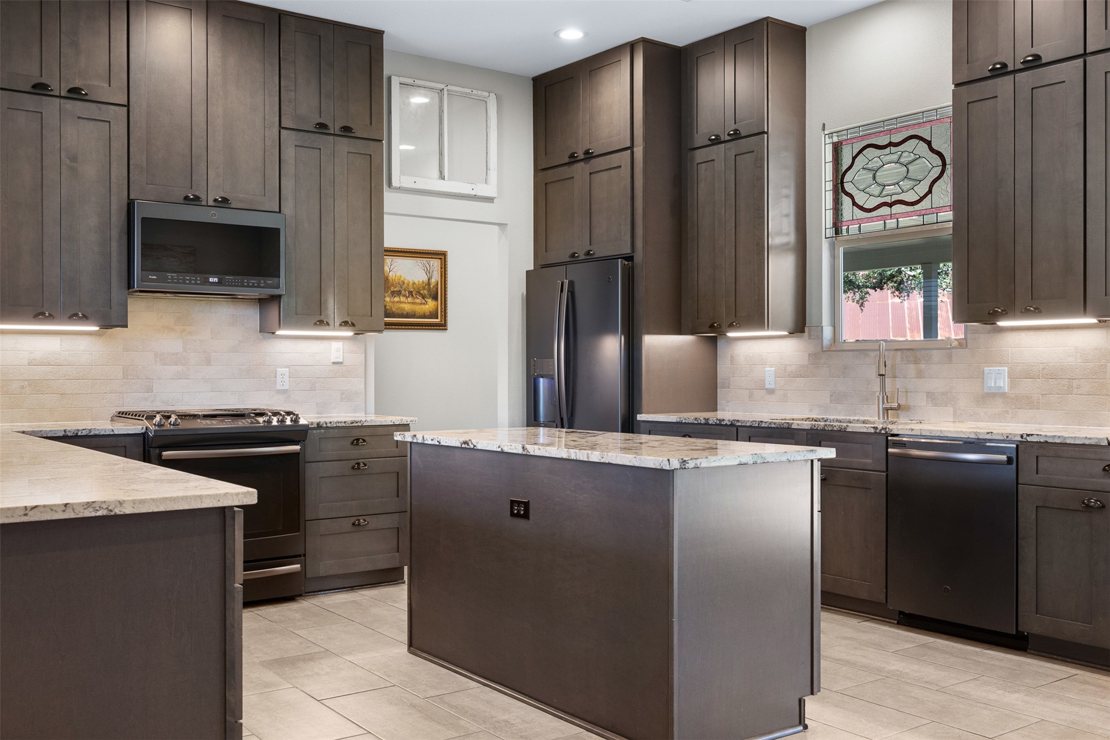 2345 Frank Road La Grange, TX 78945 - Photo 5 of 30