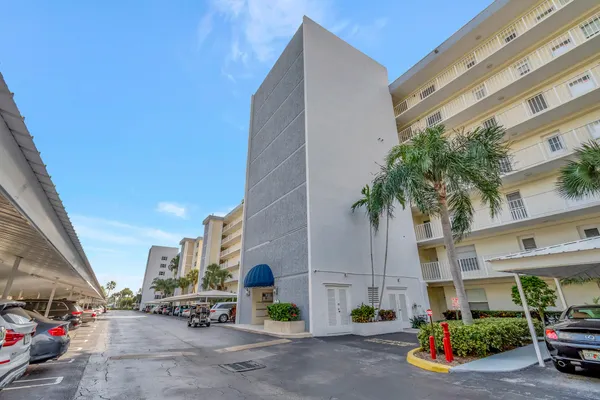 $4,500 | 1 Harbourside Drive, Unit 4502, Delray Beach, FL 33483