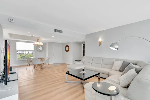 $4,500 | 1 Harbourside Drive, Unit 4502, Delray Beach, FL 33483