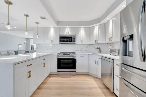 $4,500 | 1 Harbourside Drive, Unit 4502, Delray Beach, FL 33483