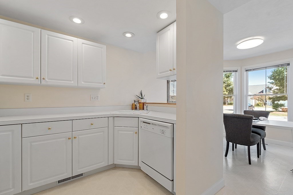 2 Strawberry Lane, Unit C Hudson, MA 01749 - Photo 12 of 33