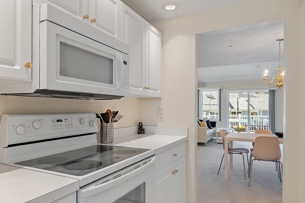 2 Strawberry Lane, Unit C Hudson, MA 01749 - Photo 13 of 33