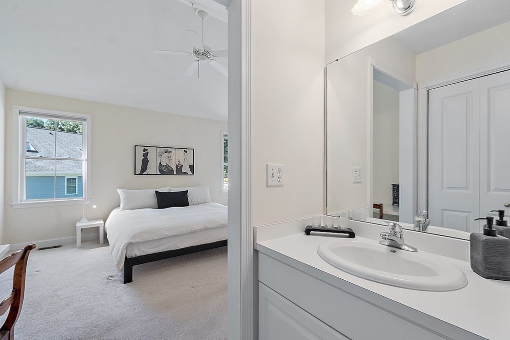 2 Strawberry Lane, Unit C Hudson, MA 01749 - Photo 17 of 33