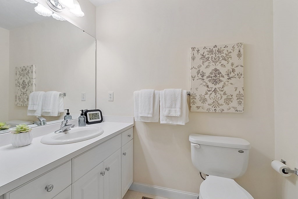 2 Strawberry Lane, Unit C Hudson, MA 01749 - Photo 18 of 33