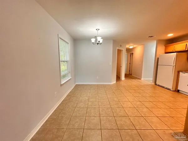 $1,695 | 4780 Oakland Drive, Pensacola, FL 32526