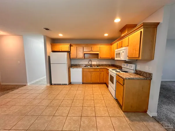 $1,695 | 4780 Oakland Drive, Pensacola, FL 32526