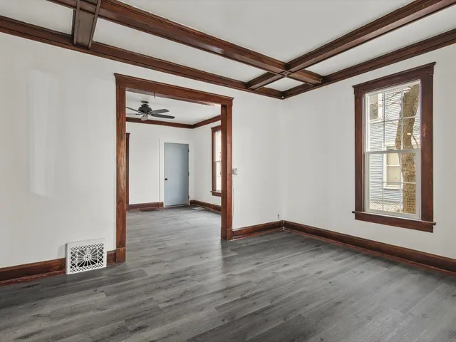 $180,000 | 1516 South 5th Street, Rockford, IL 61104