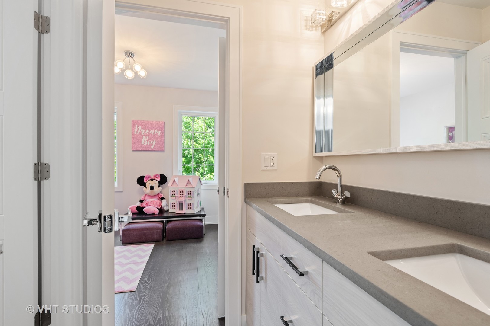 120 16th Street Wilmette, IL 60091 - Photo 21 of 34 a bathroom with a sink and a mirror