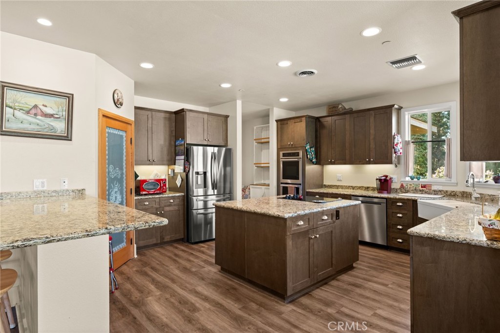 11821 Raspberry Lane Oak Glen, CA 92399 - Photo 9 of 49