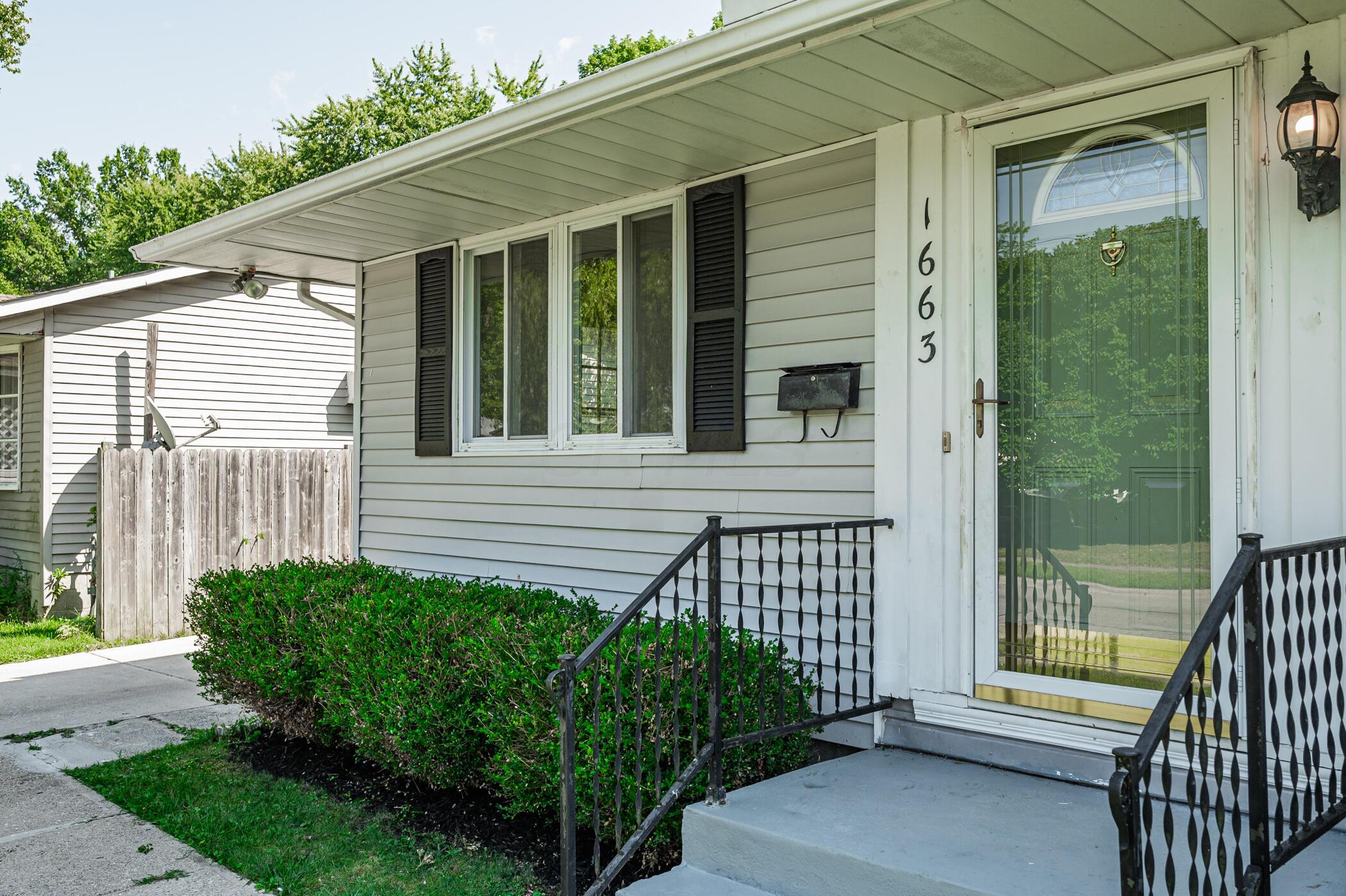1663 Koebel Road Columbus, OH 43207 - Photo 34 of 39 1663 Koebel Rd 036