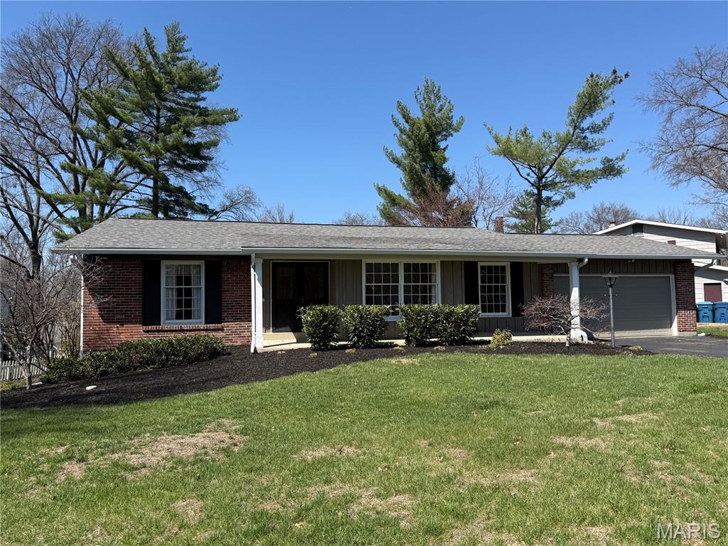 313 Providence Road Ballwin, MO 63011 - Photo 2 of 3