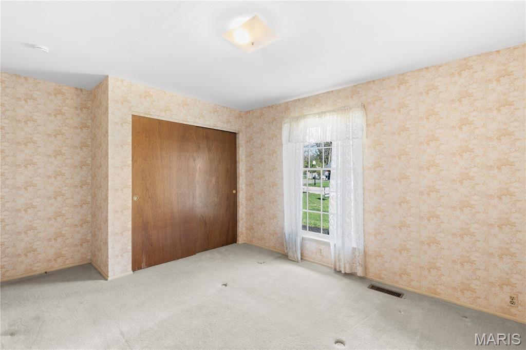 313 Providence Road Ballwin, MO 63011 - Photo 22 of 38