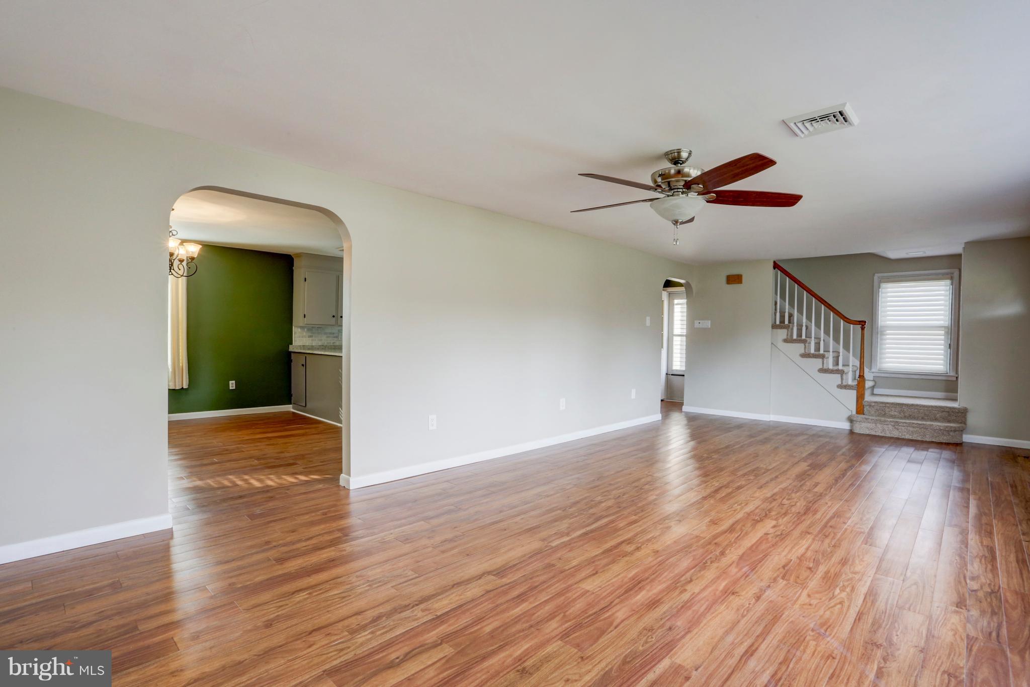 1360 Graystone Road Manheim, PA 17545 - Photo 5 of 29 Living Room