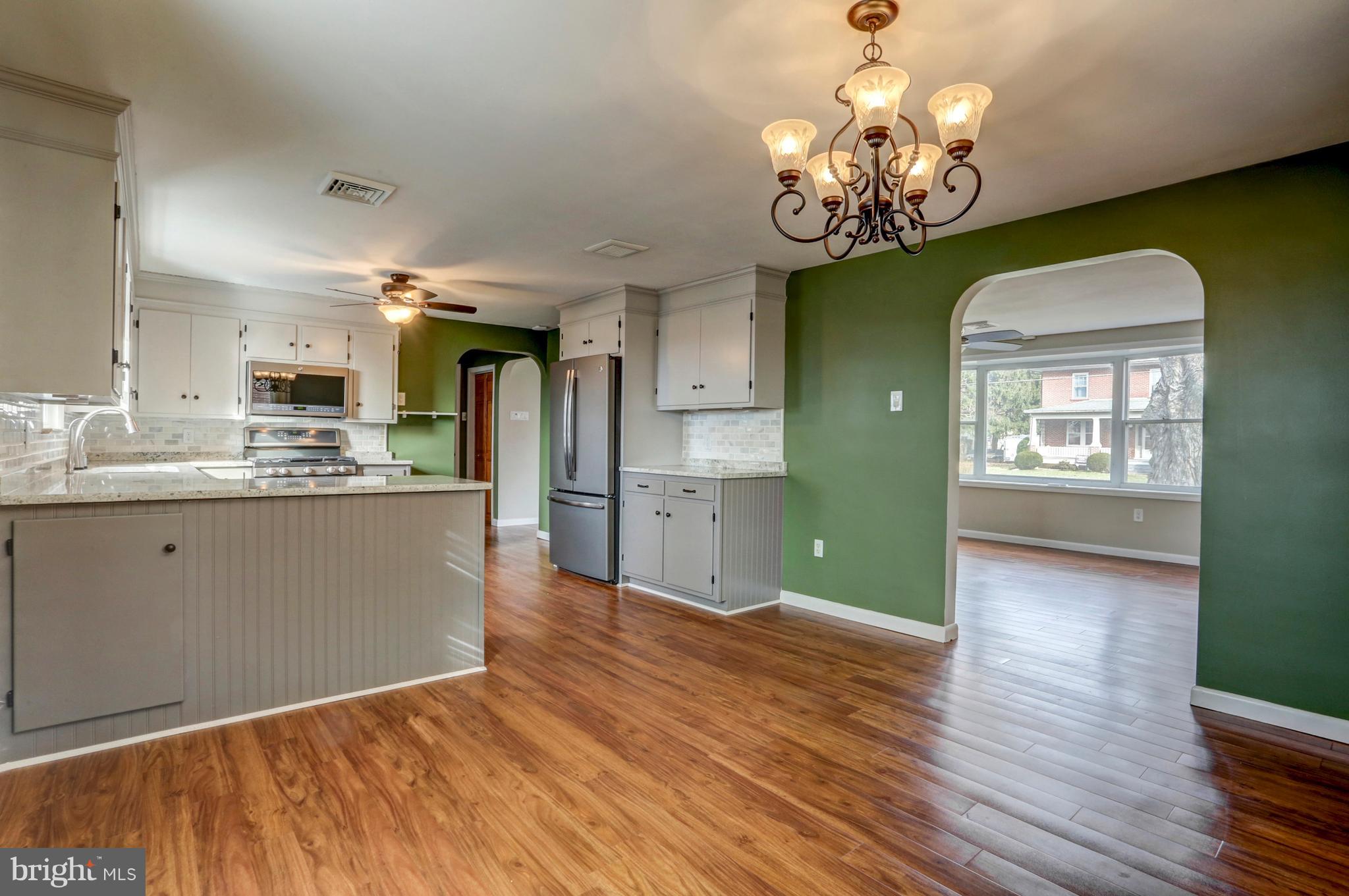 1360 Graystone Road Manheim, PA 17545 - Photo 7 of 29 Kitchen