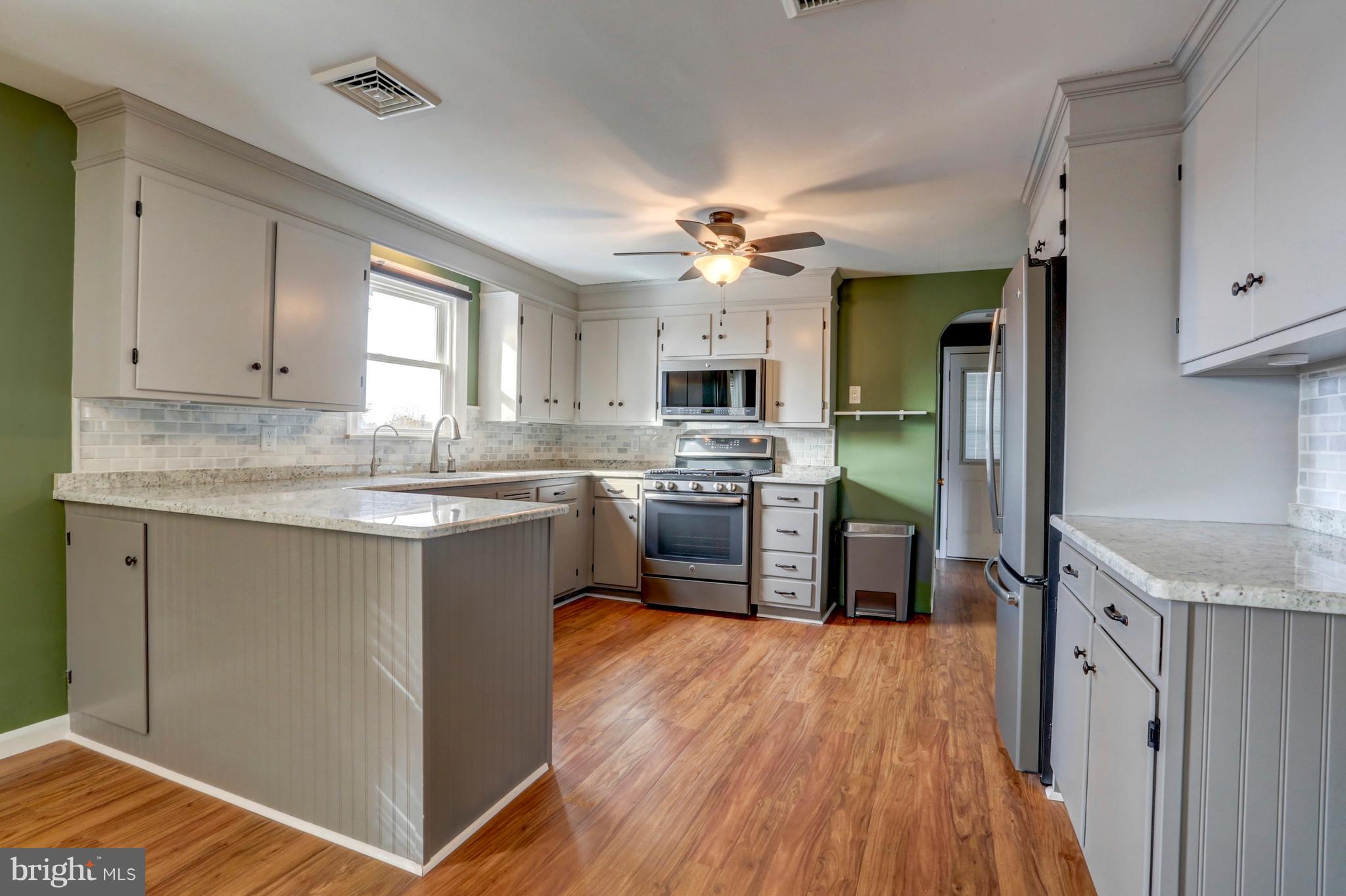 1360 Graystone Road Manheim, PA 17545 - Photo 8 of 29 Kitchen