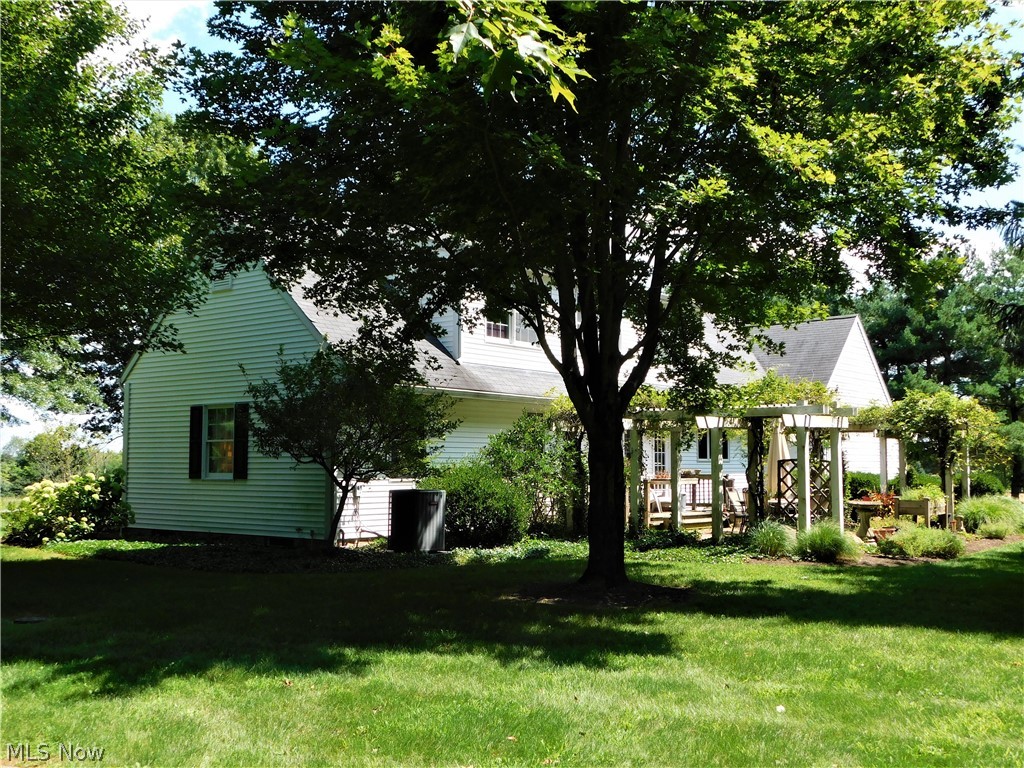 6845 Beach Road Medina, OH 44256 - Photo 3 of 27 Gallery Image 3