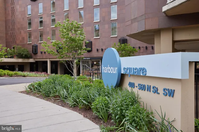 $1,700,000 | 550 N Street Southwest, Unit S201, Washington, DC 20024