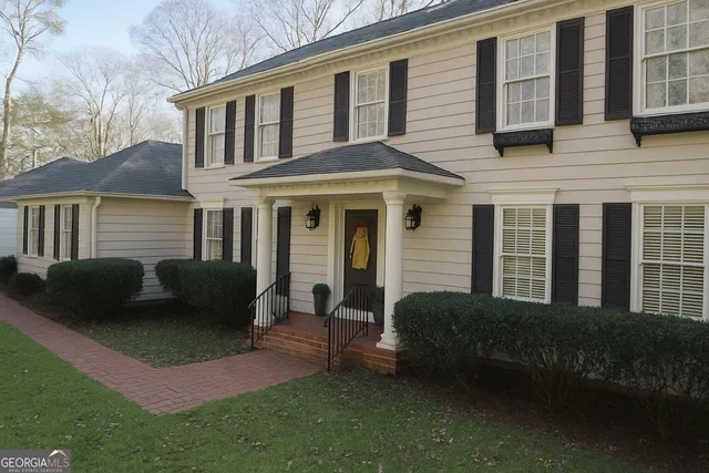 $610,000 | 102 Willowcrest Way, LaGrange, GA 30240