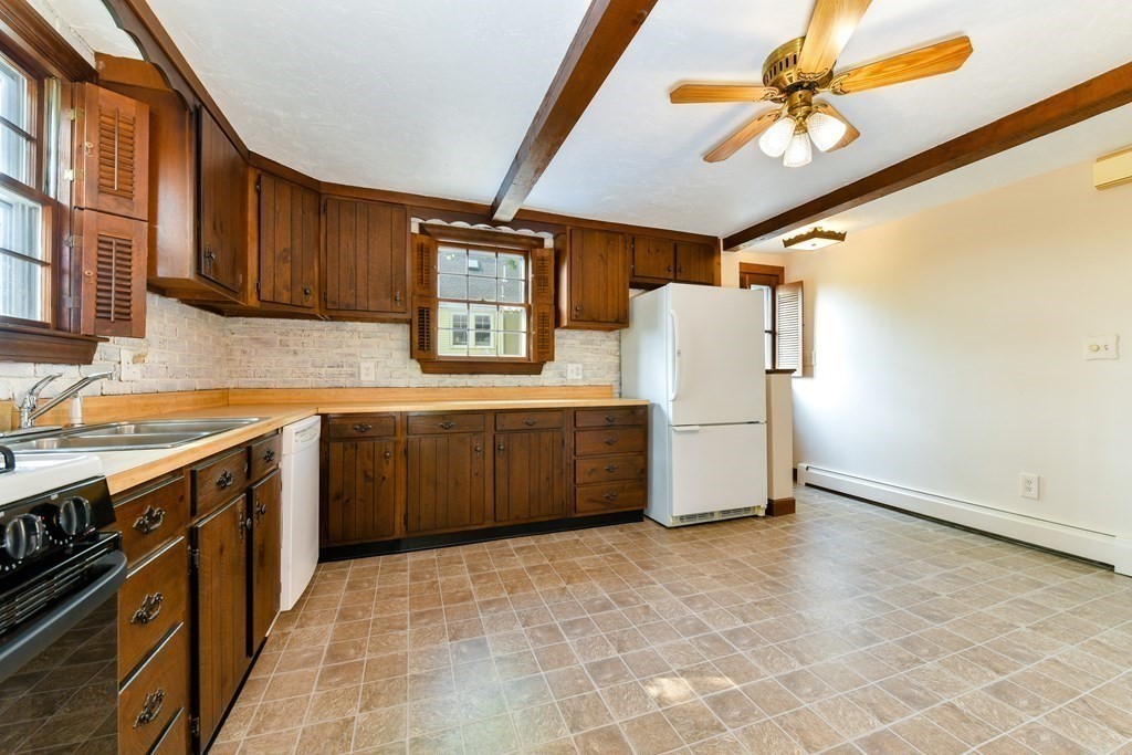 54 Indiana Terrace Newton, MA 02464 - Photo 13 of 39