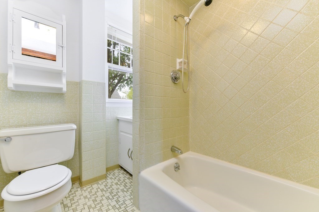 54 Indiana Terrace Newton, MA 02464 - Photo 22 of 39