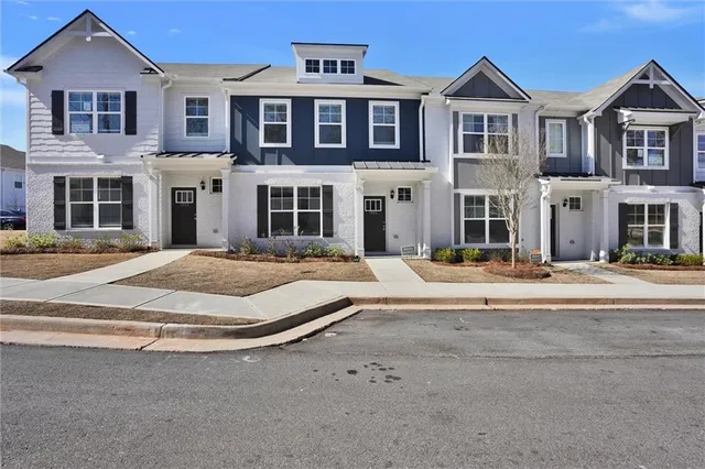 $2,295 | 1906 Victoria Road, Conyers, GA 30013