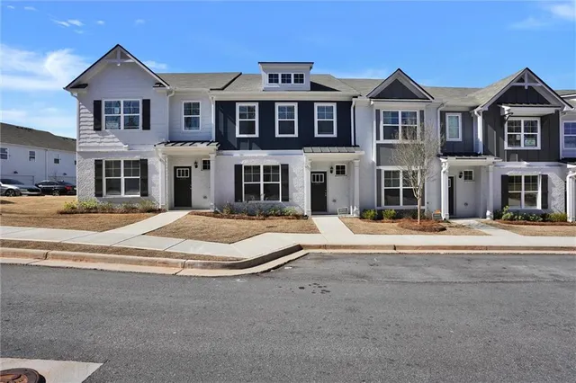 $2,295 | 1906 Victoria Road, Conyers, GA 30013