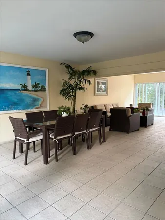 $2,250 | 255 Sunrise Drive, Unit 203, Key Biscayne, FL 33149