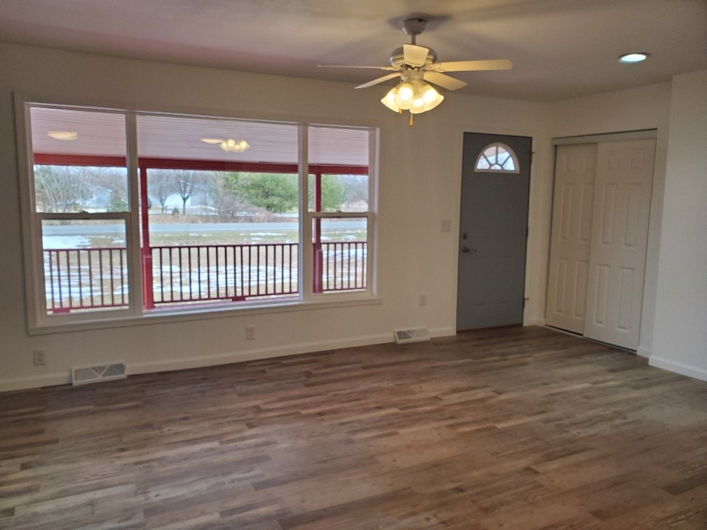 2615 West Gary Road Montrose, MI 48457 - Photo 4 of 38 50004953-3.JPG