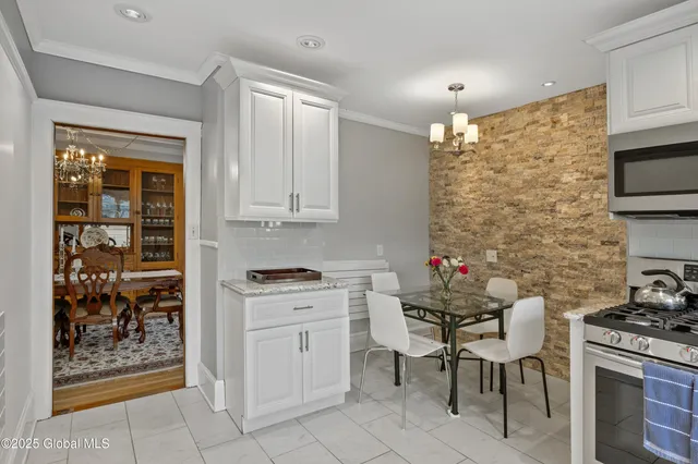 $1,249,990 | 5 George Street, Saratoga Springs, NY 12866