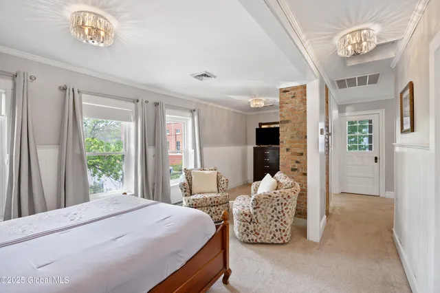 $1,249,990 | 5 George Street, Saratoga Springs, NY 12866