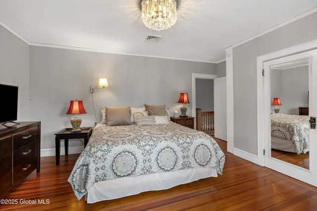 $1,249,990 | 5 George Street, Saratoga Springs, NY 12866