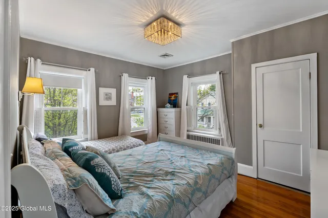 $1,249,990 | 5 George Street, Saratoga Springs, NY 12866