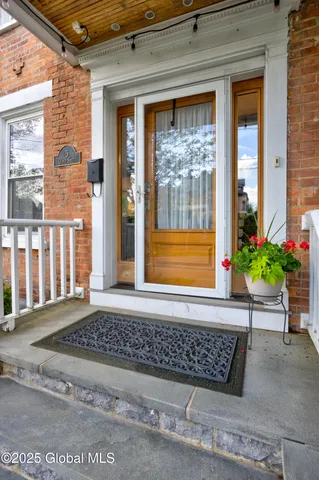 $1,249,990 | 5 George Street, Saratoga Springs, NY 12866