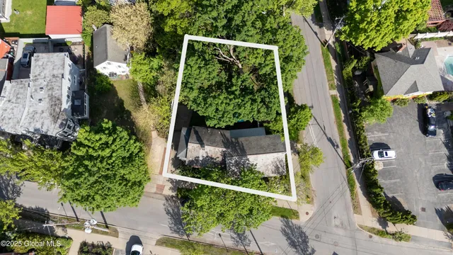 $1,249,990 | 5 George Street, Saratoga Springs, NY 12866