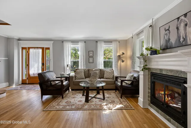 $1,249,990 | 5 George Street, Saratoga Springs, NY 12866