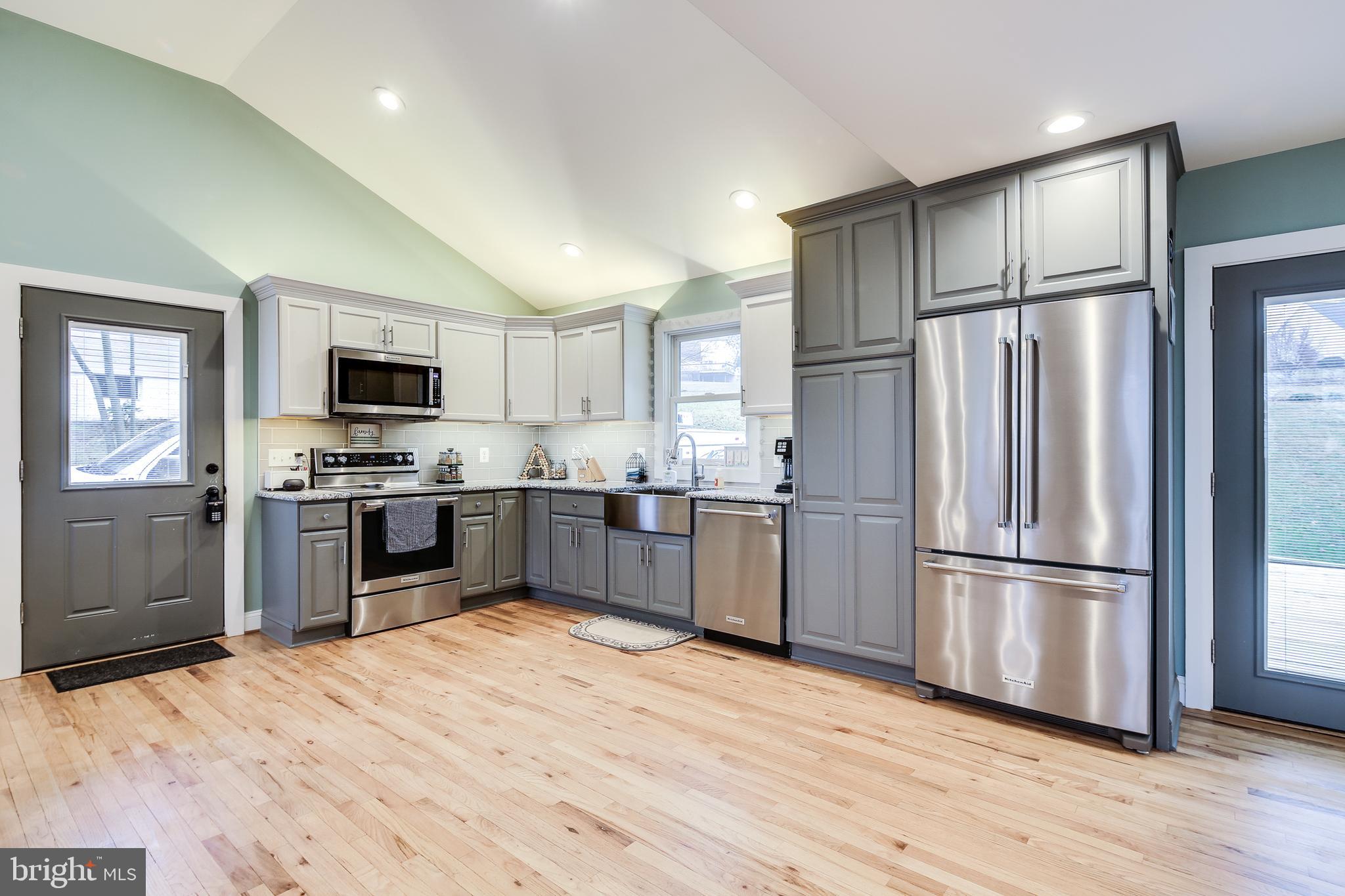 5216 Freter Road Sykesville, MD 21784 - Photo 13 of 35 KITCHEN