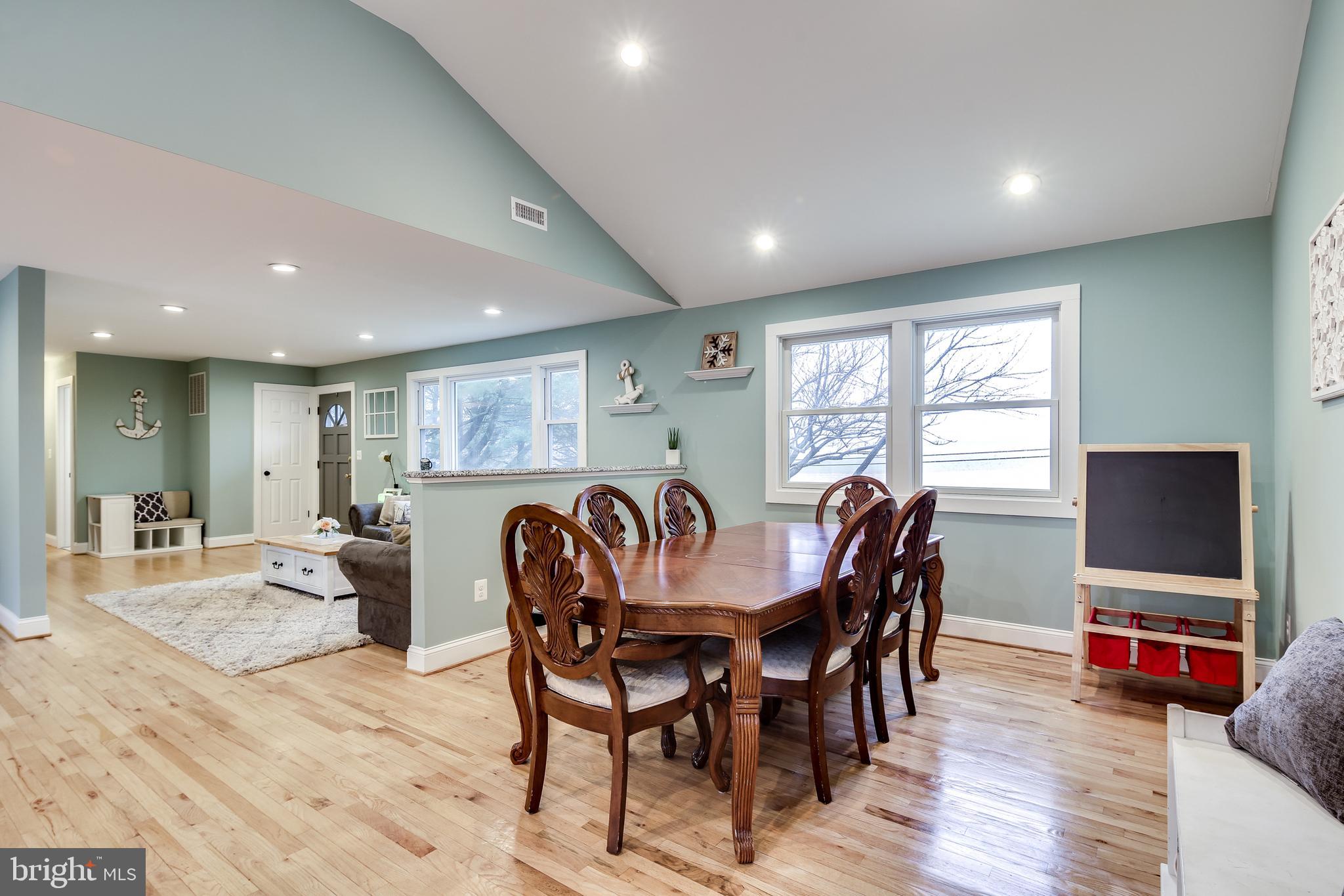 5216 Freter Road Sykesville, MD 21784 - Photo 15 of 35 DINING ROOM