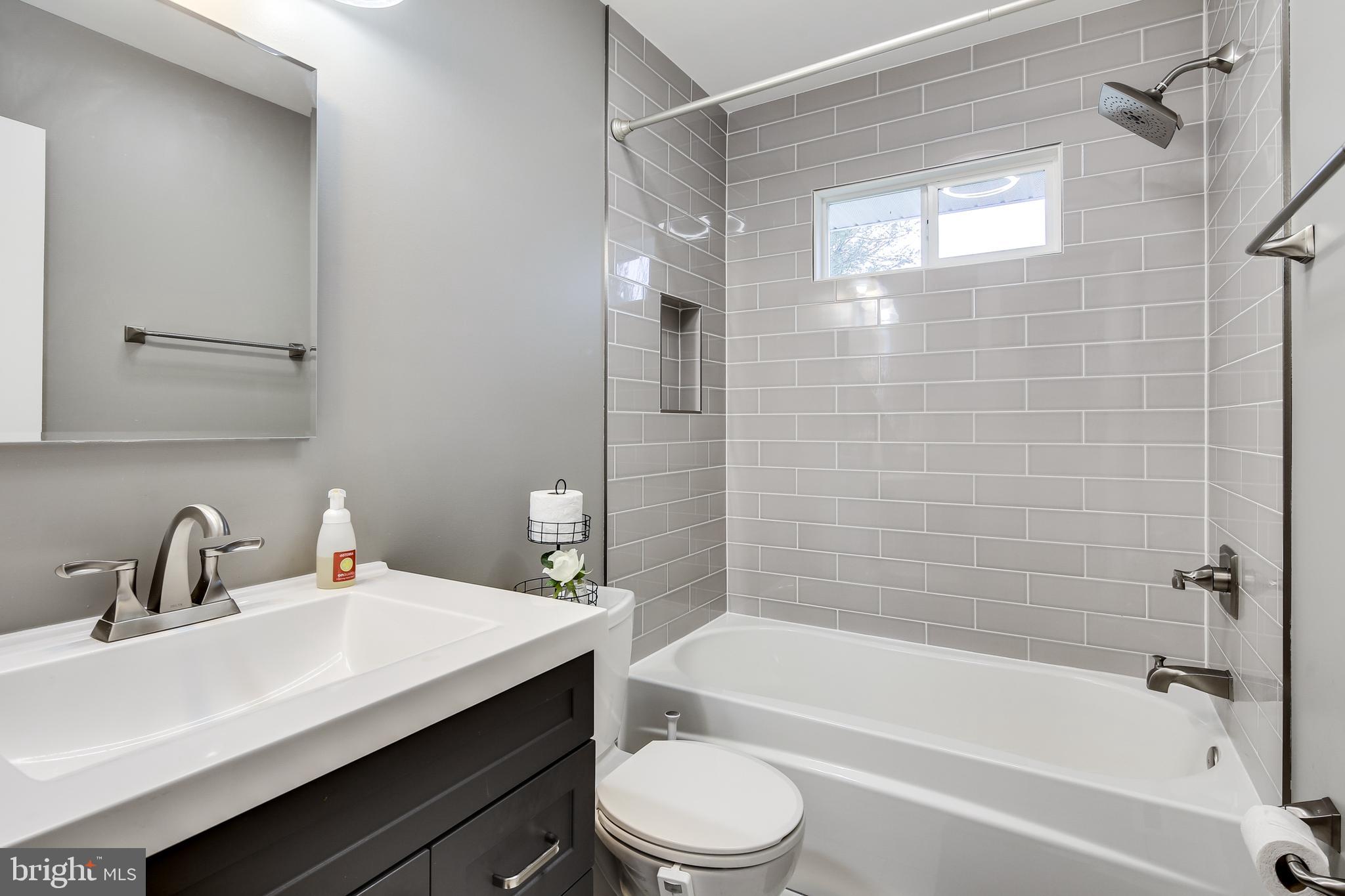 5216 Freter Road Sykesville, MD 21784 - Photo 27 of 35 FULL BATH