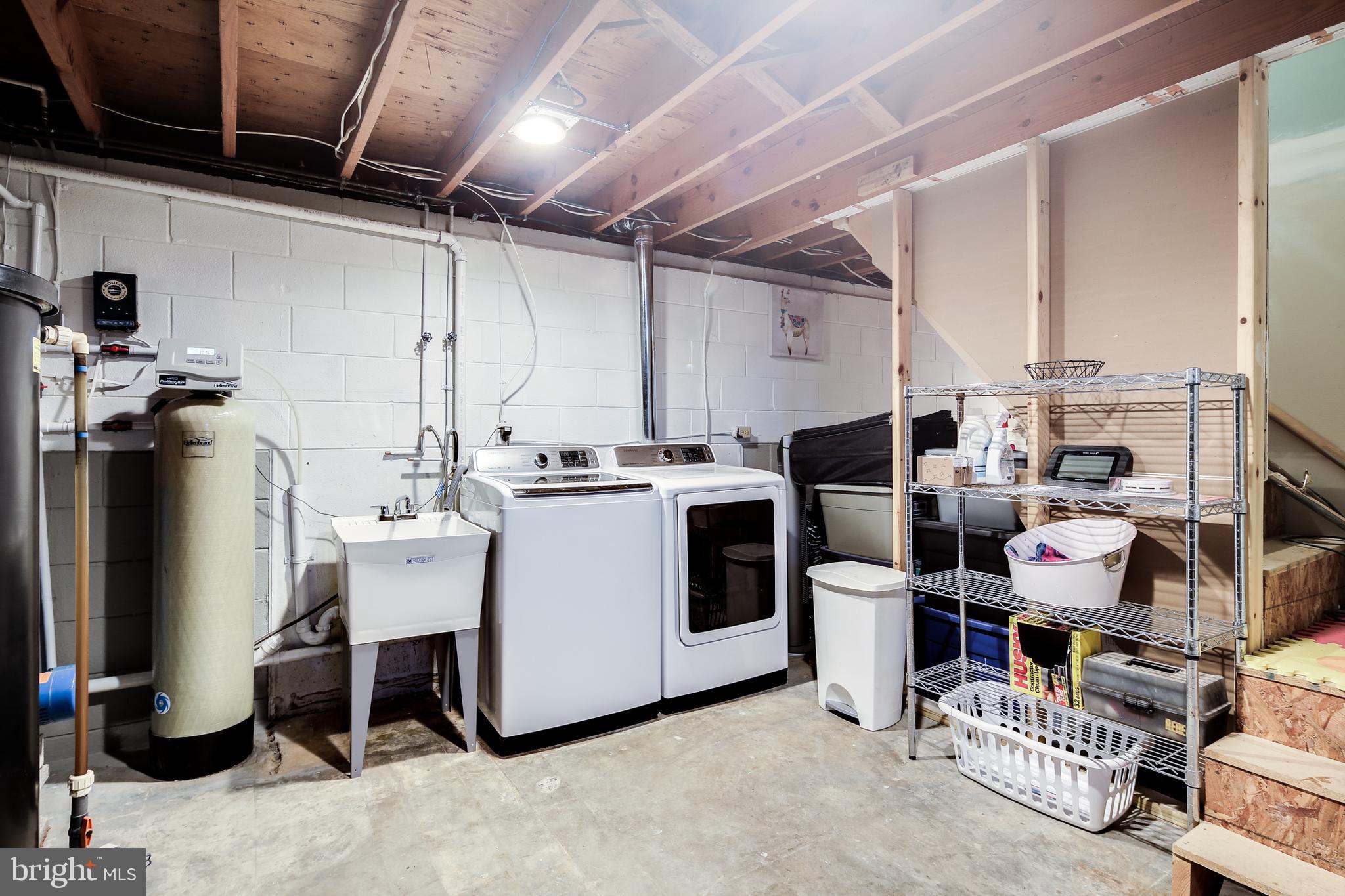5216 Freter Road Sykesville, MD 21784 - Photo 28 of 35 LAUNDRY