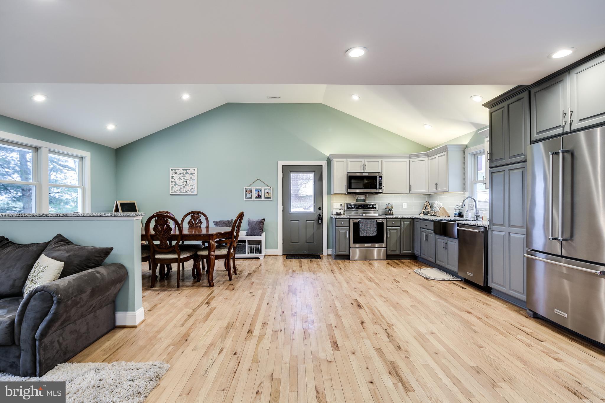 5216 Freter Road Sykesville, MD 21784 - Photo 9 of 35 KITCHEN