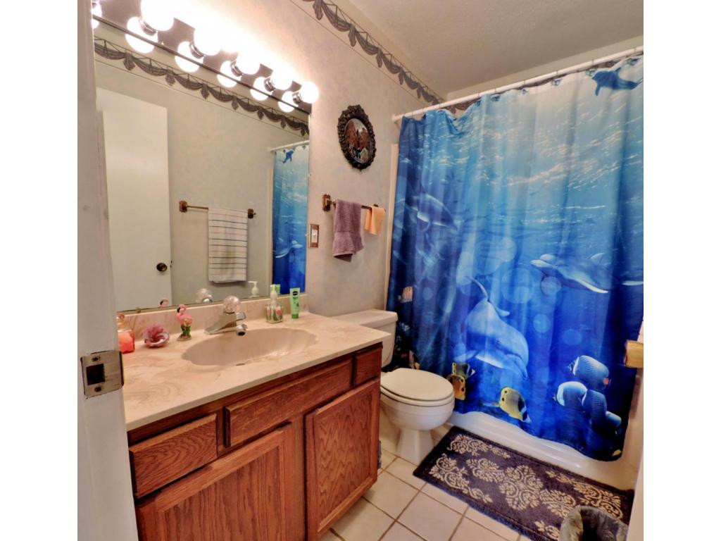 128 Couch Road Jonesborough, TN 37659 - Photo 17 of 24 Guest Bath