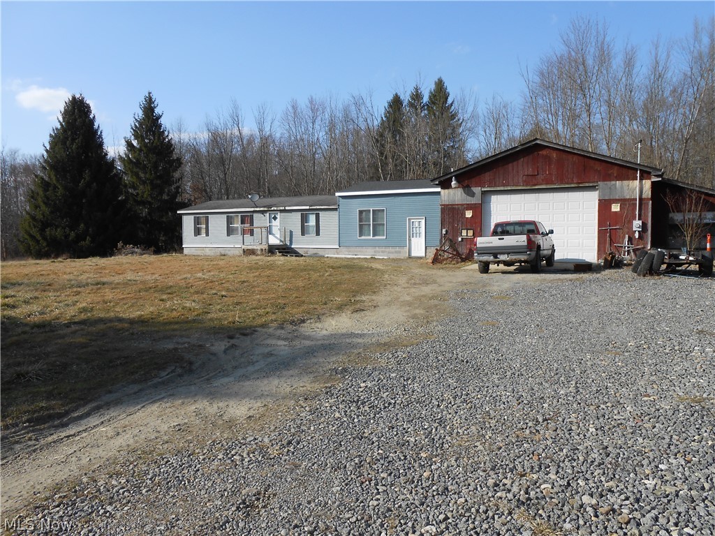 5040 Risher Road Leavittsburg, OH 44430 - Photo 29 of 30