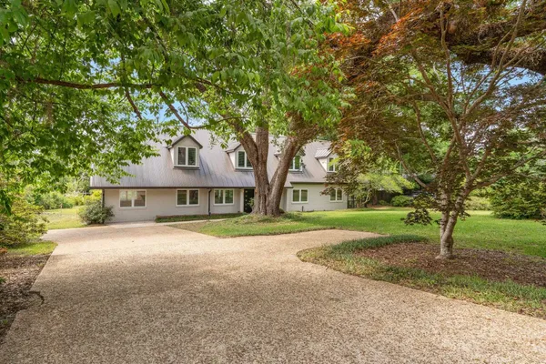 $750,000 | 2012 Lee Avenue, Tallahassee, FL 32308