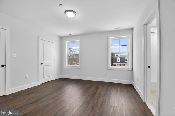 wooden floor in an empty room with wooden floor
