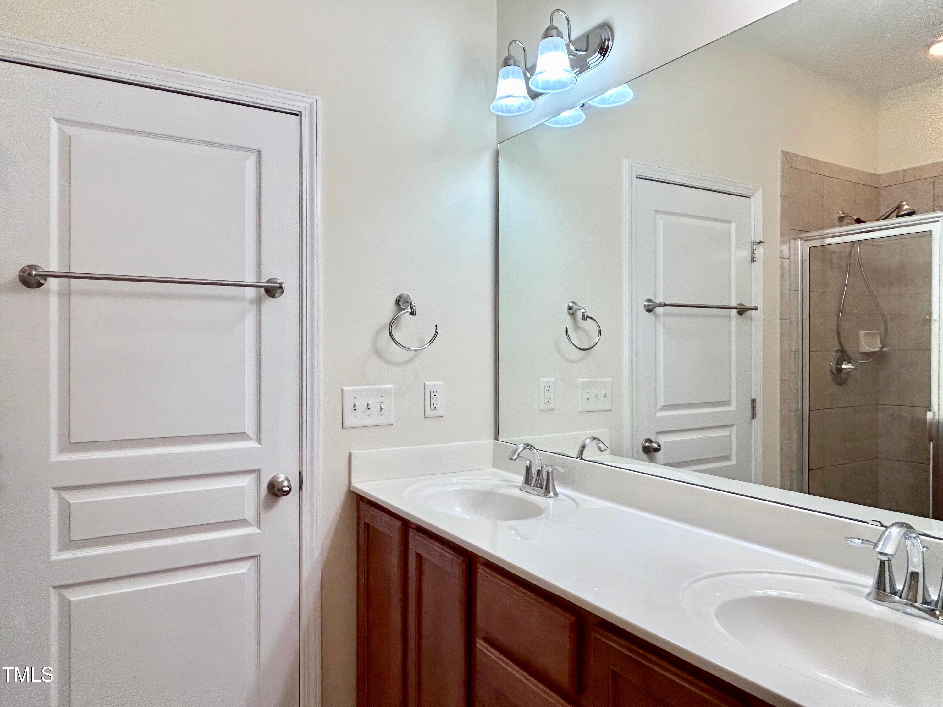10114 Barnhart Way Raleigh, NC 27617 - Photo 23 of 48 IMG_1669