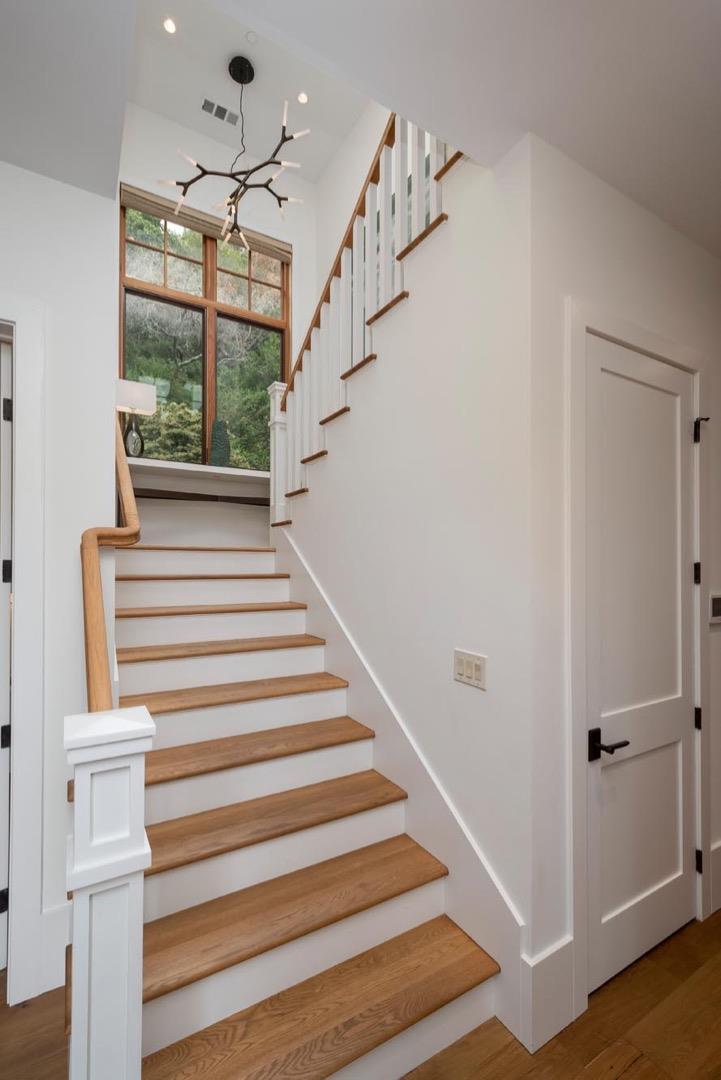 2875 Canyon Road Burlingame, CA 94010 - Photo 12 of 49 Gallery Image 12
