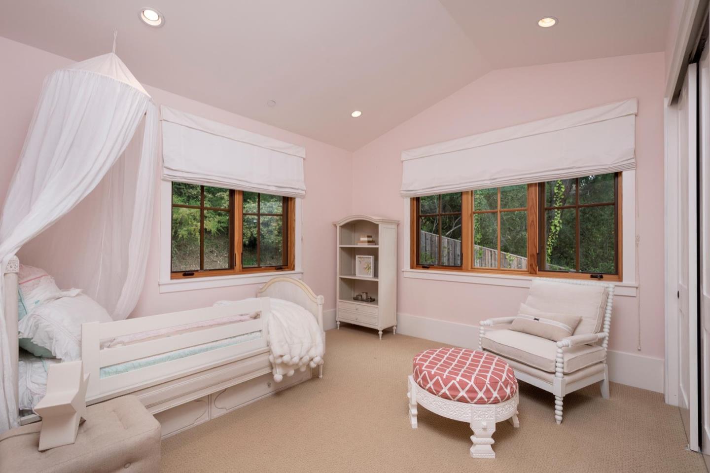 2875 Canyon Road Burlingame, CA 94010 - Photo 35 of 49 Gallery Image 35