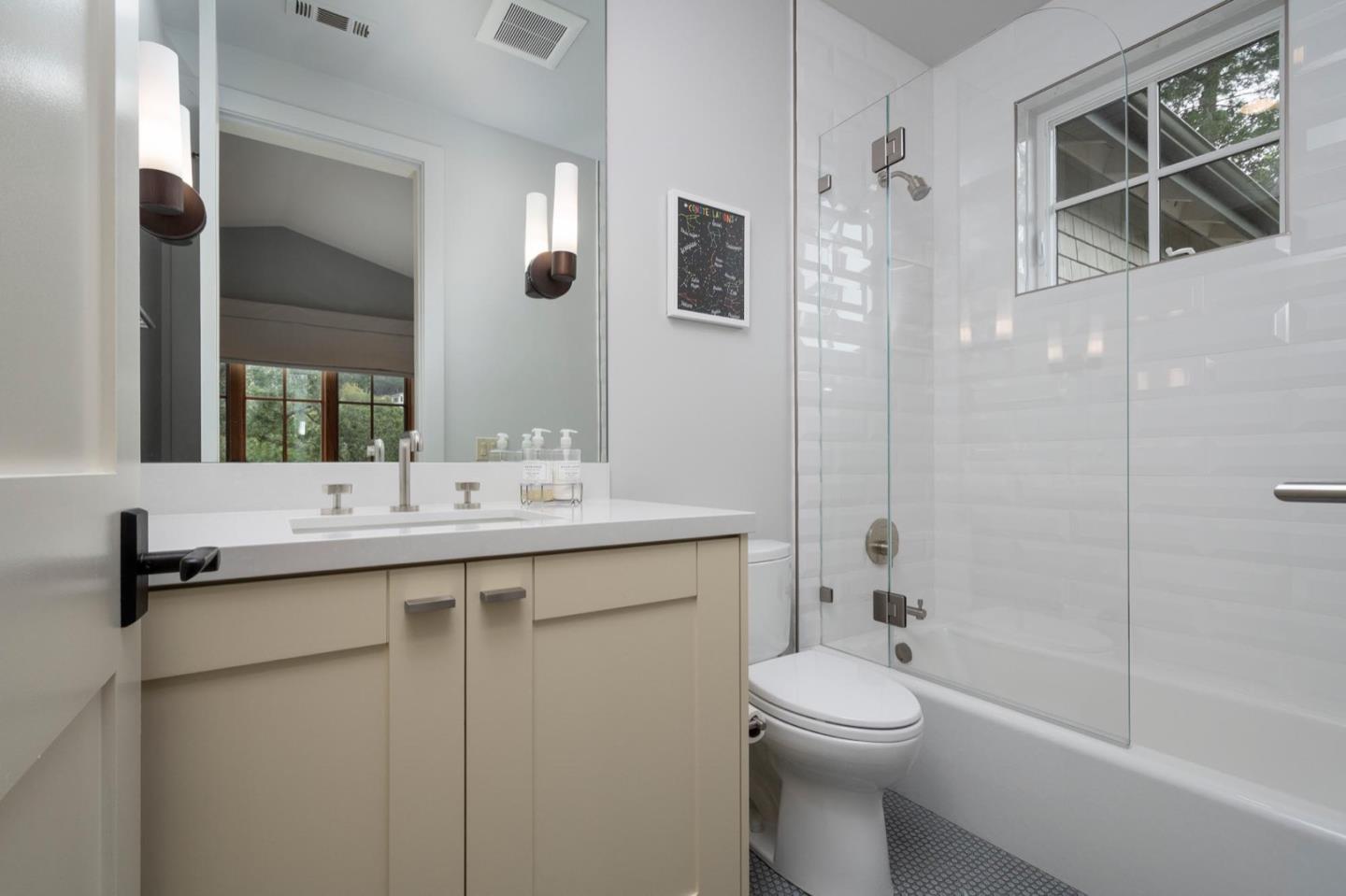 2875 Canyon Road Burlingame, CA 94010 - Photo 38 of 49 Gallery Image 38